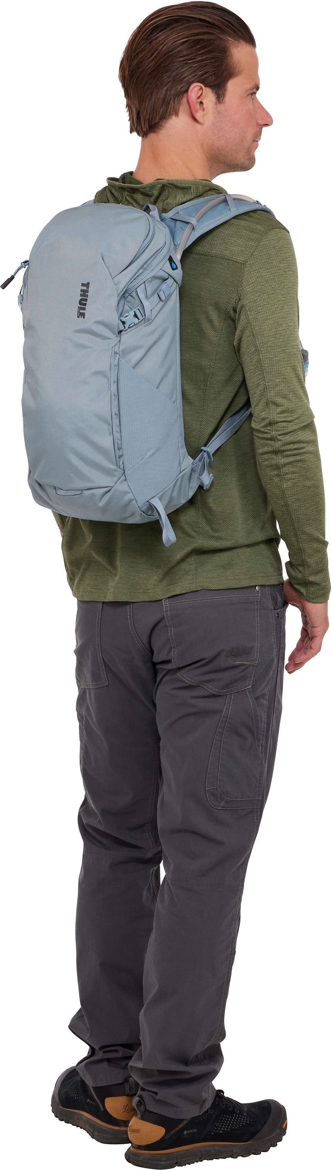 Thule AllTrail Hydration 16L Pond Gray Mochila de senderismo – Vista Silueta