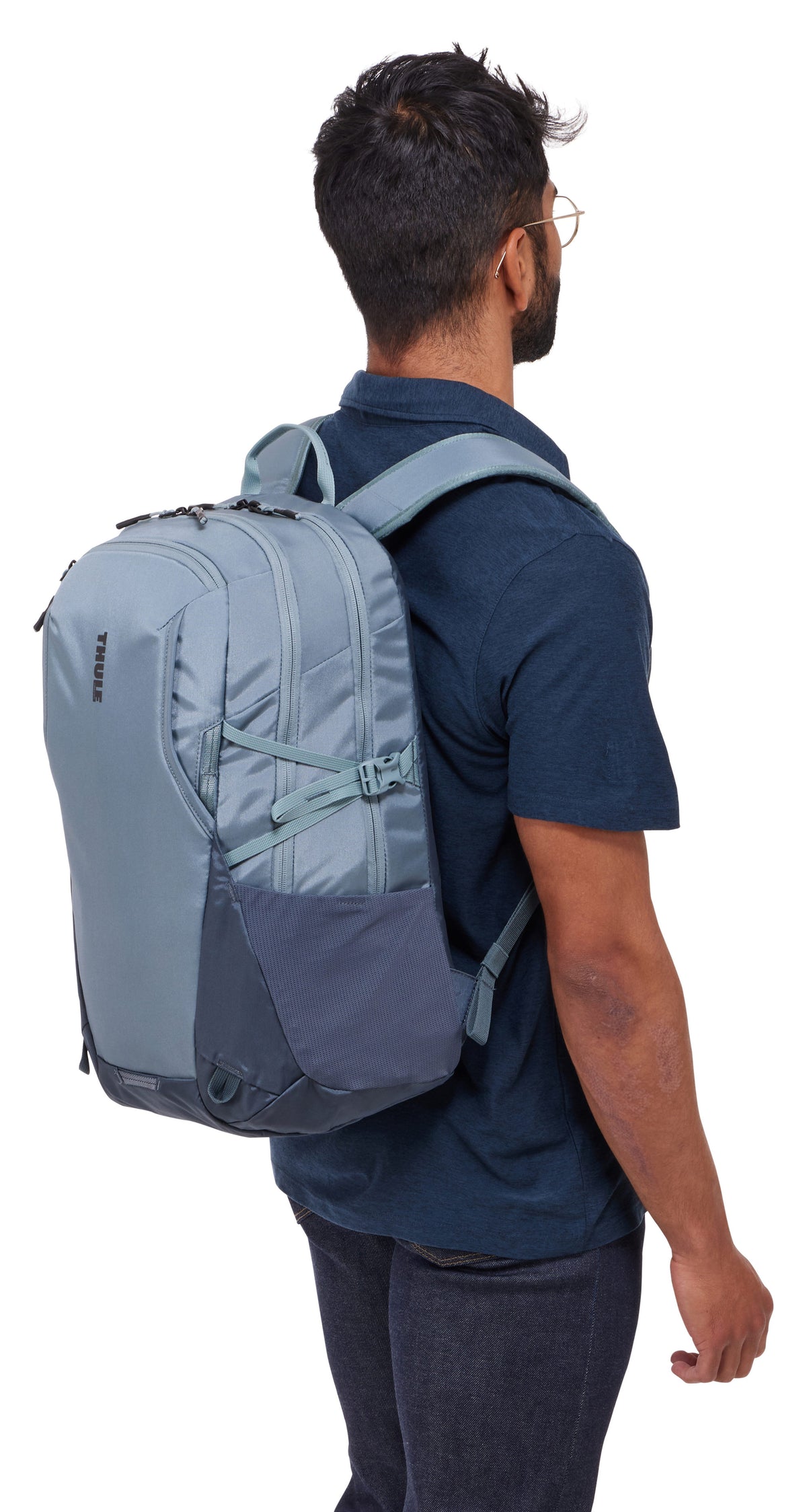 Thule EnRoute 23L Black Backpack – Silhouette View