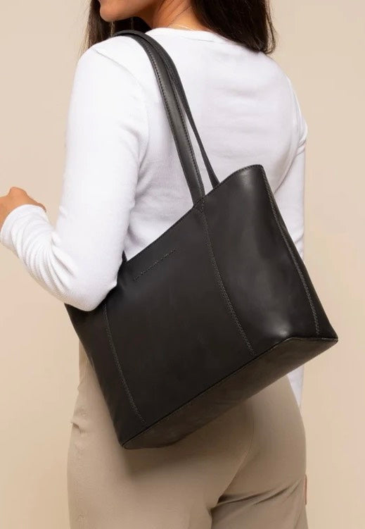 The Chesterfield Brand Anira 0231 Black Shopper