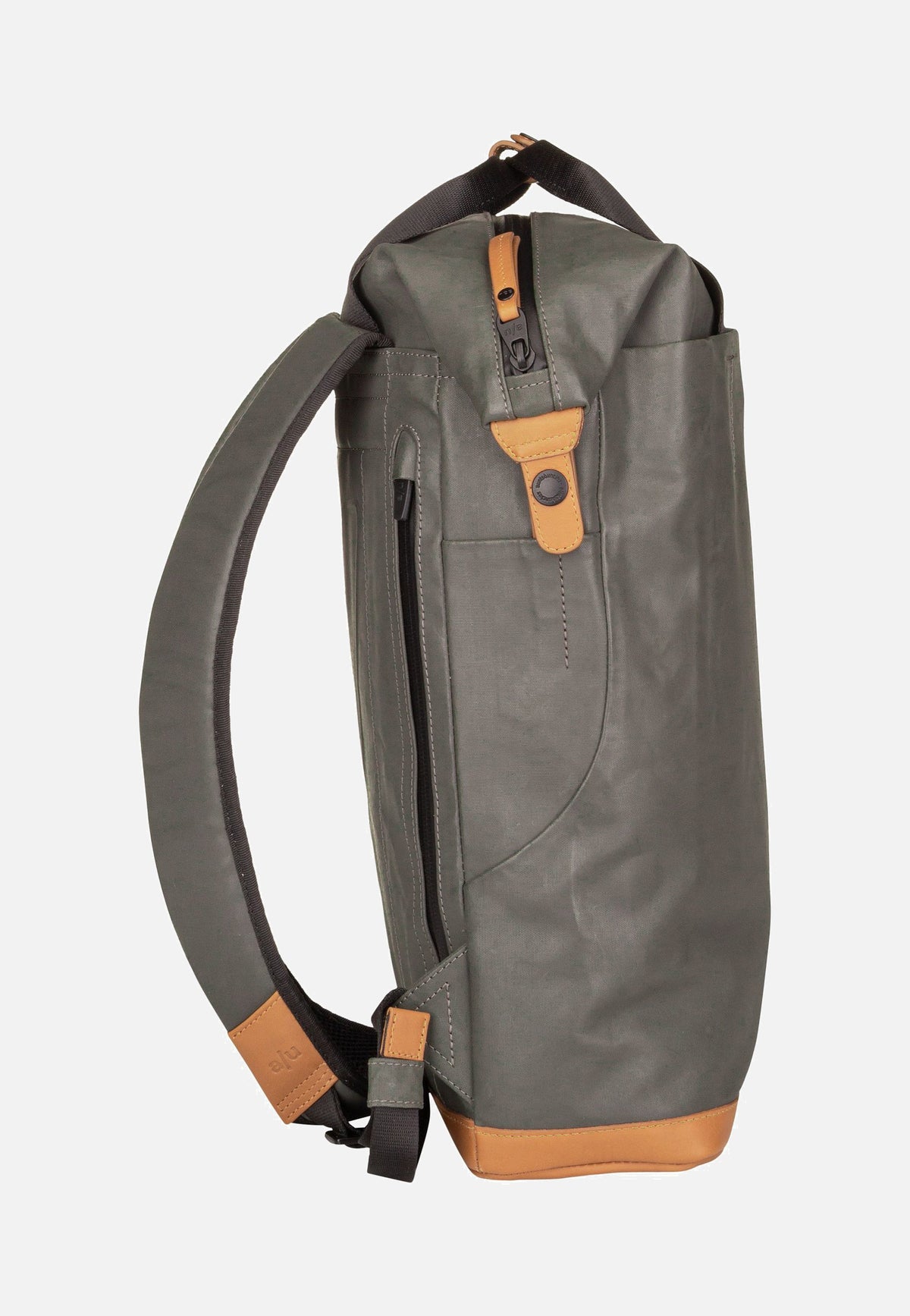 aunts & uncles Morioka Gravity Grey Backpack