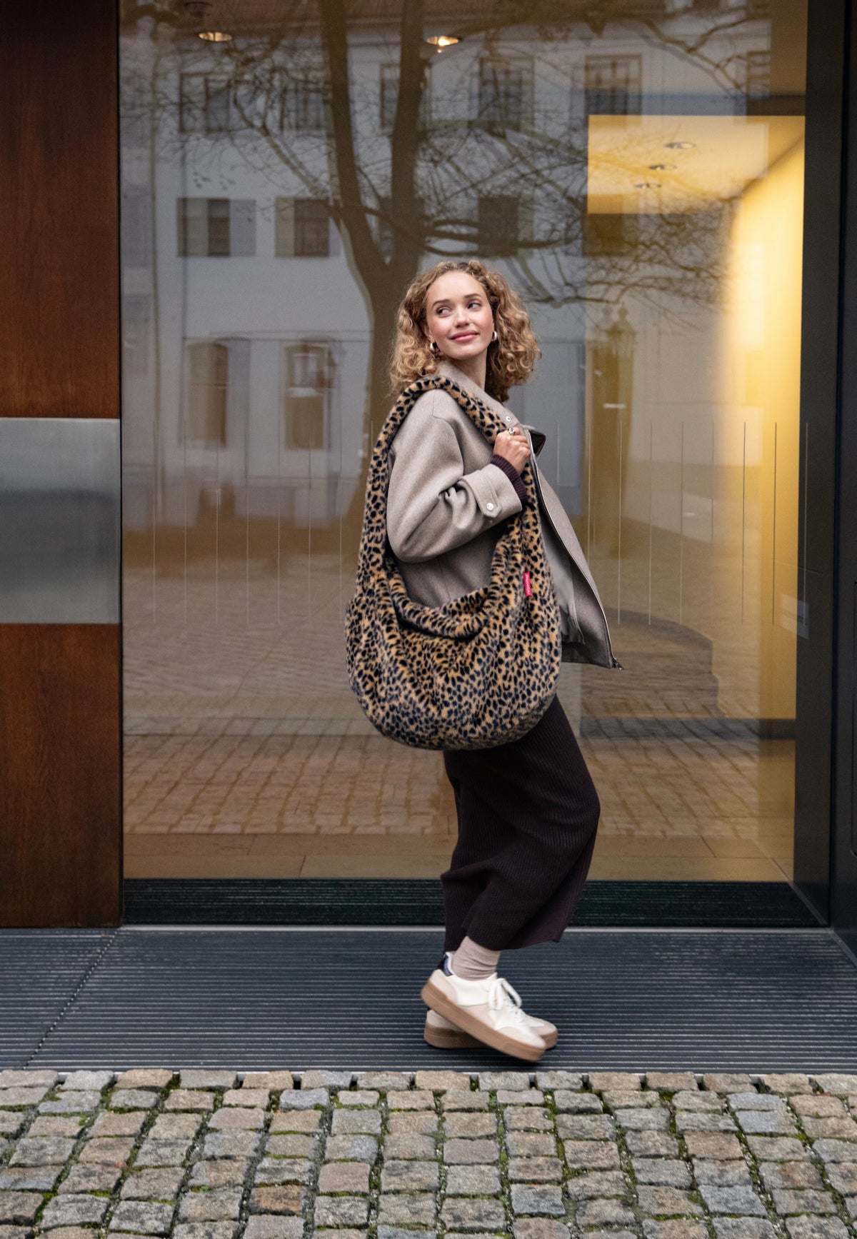 reisenthel Moonbag Leo Fake Fur Borsa Hobo