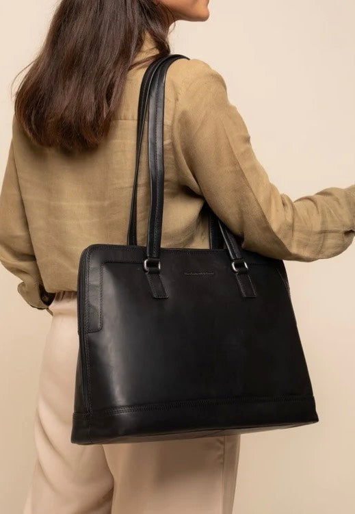 The Chesterfield Brand Isara 1110 Black Shoulder Bag