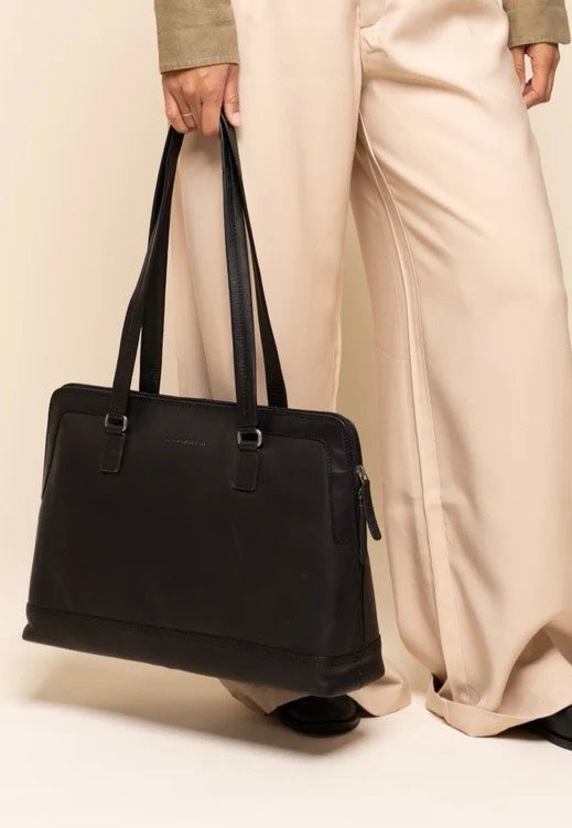 The Chesterfield Brand Isara 1110 Black Shoulder Bag