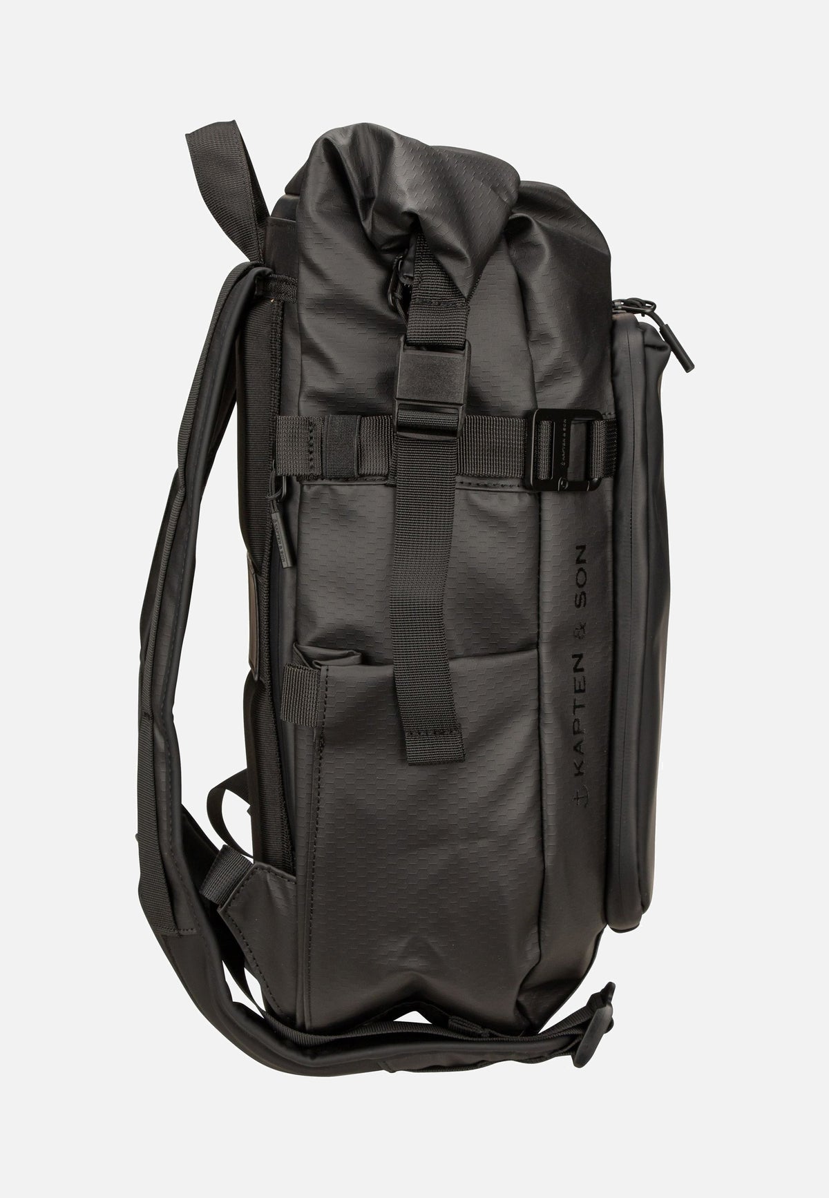 Kapten & Son Lisbon Small All Black Backpack