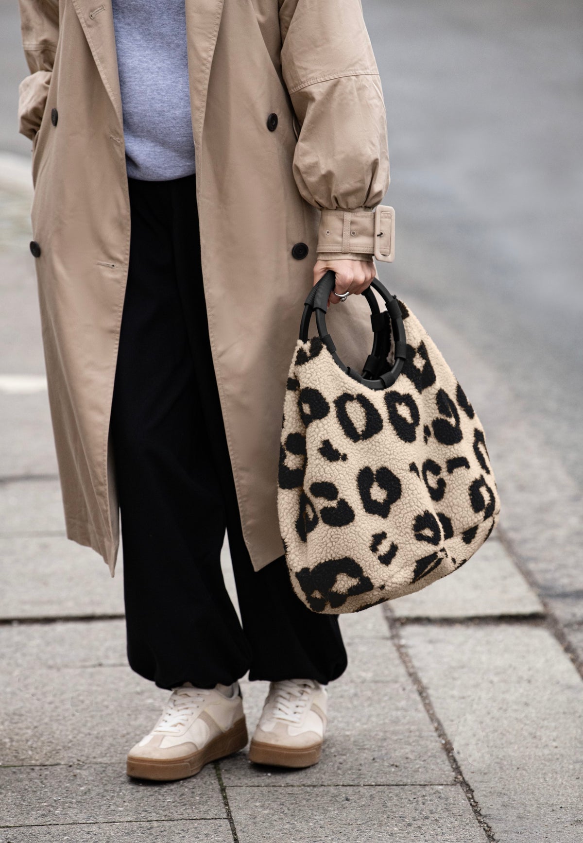 reisenthel Loopbag Hobo Teddy Leo Cream Comprador