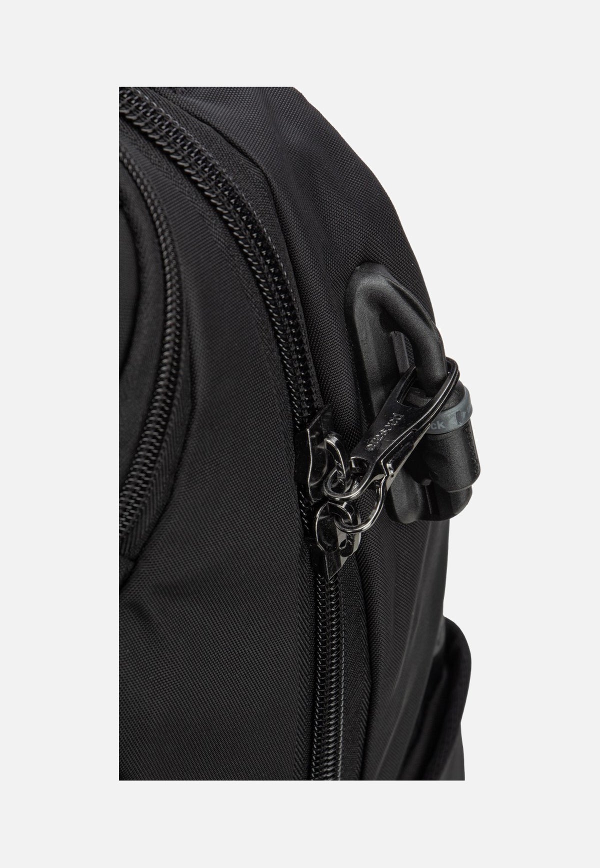 Pacsafe Exp 28L Black Mochila