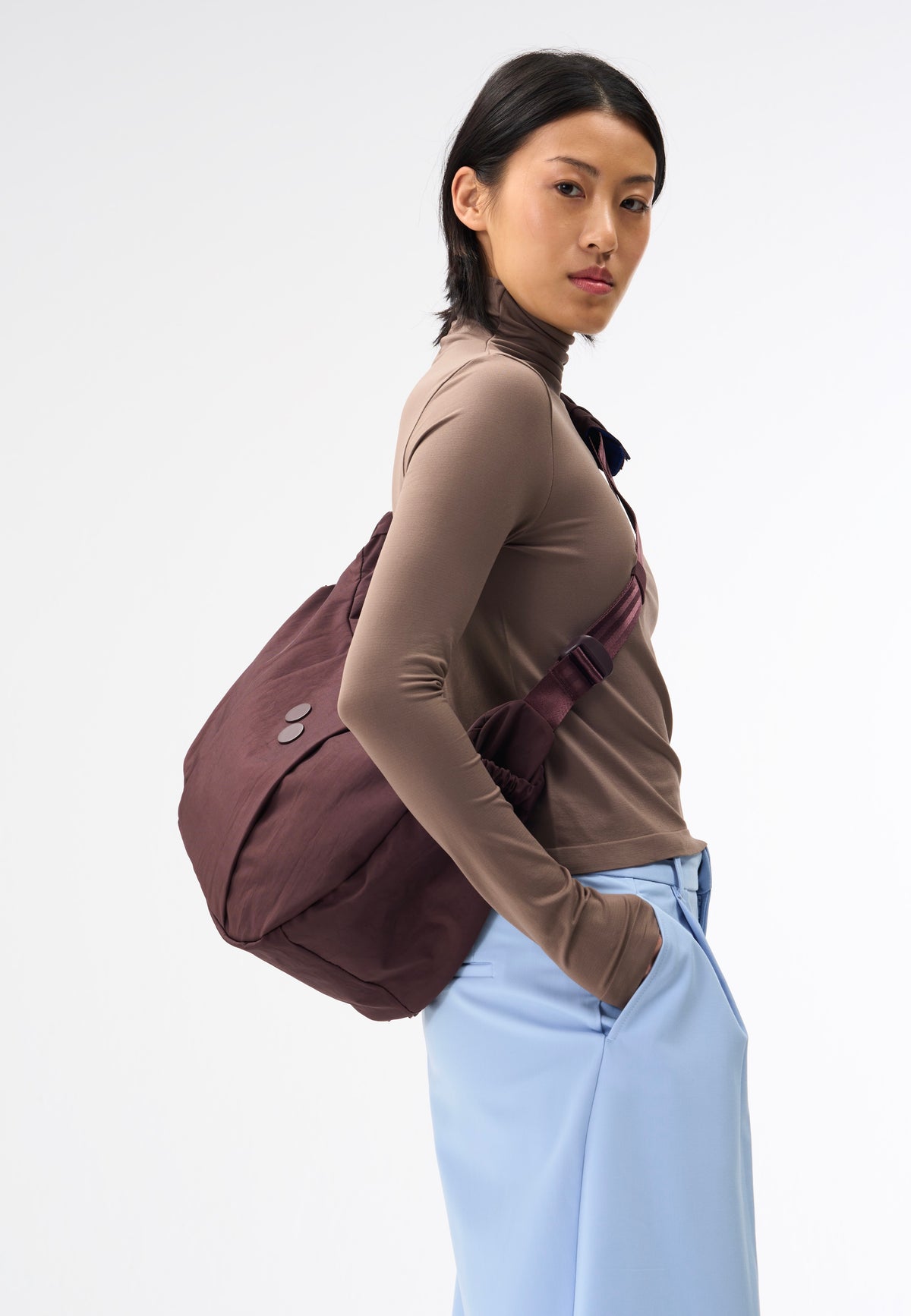 pinqponq Krumm Large Crinkle Mahagoni Borsa Hobo