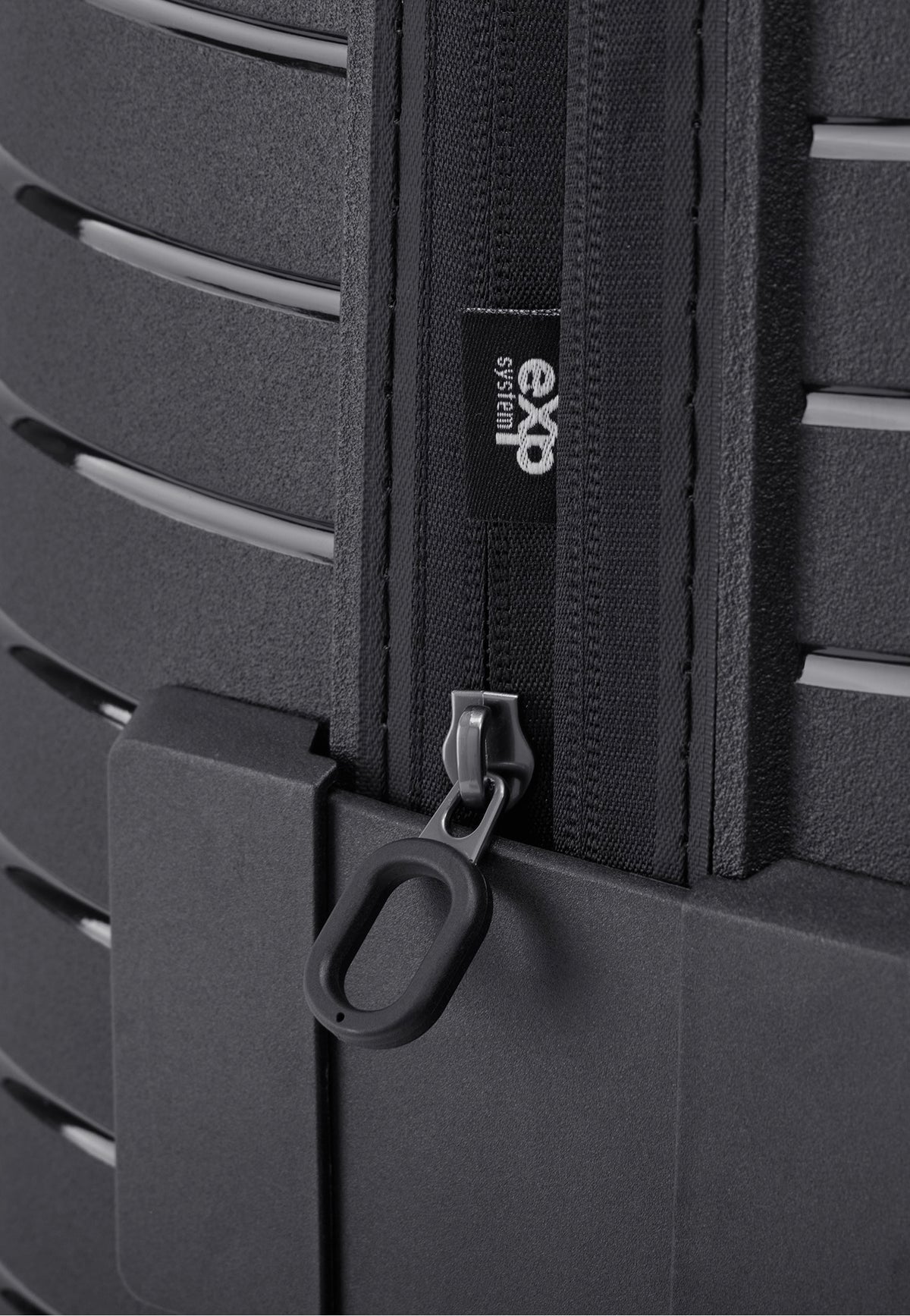 Stratic Novium ML Trolley M Black Maleta
