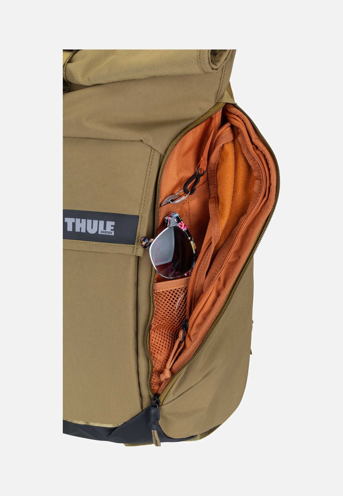 Thule Paramount 3 24L Nutria Rolltop Backpack