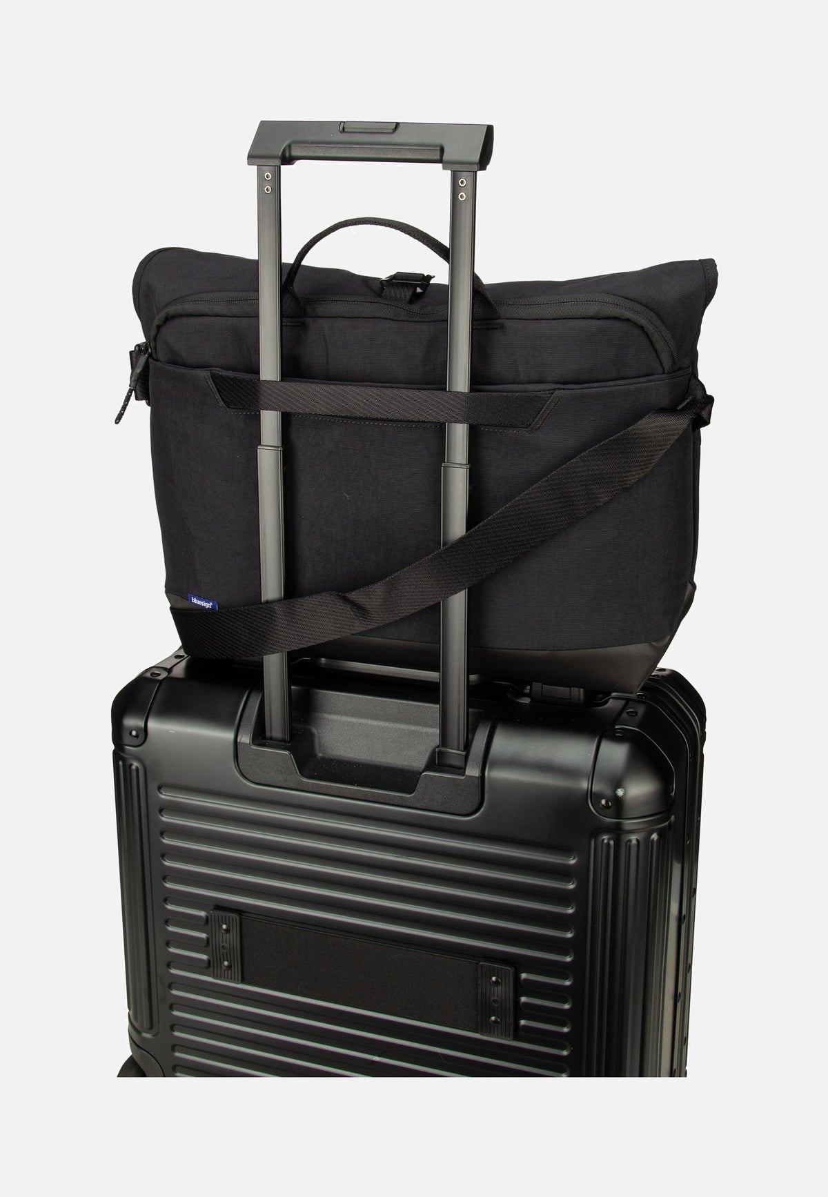 Thule Paramount 3 14L Black Pouch Bag