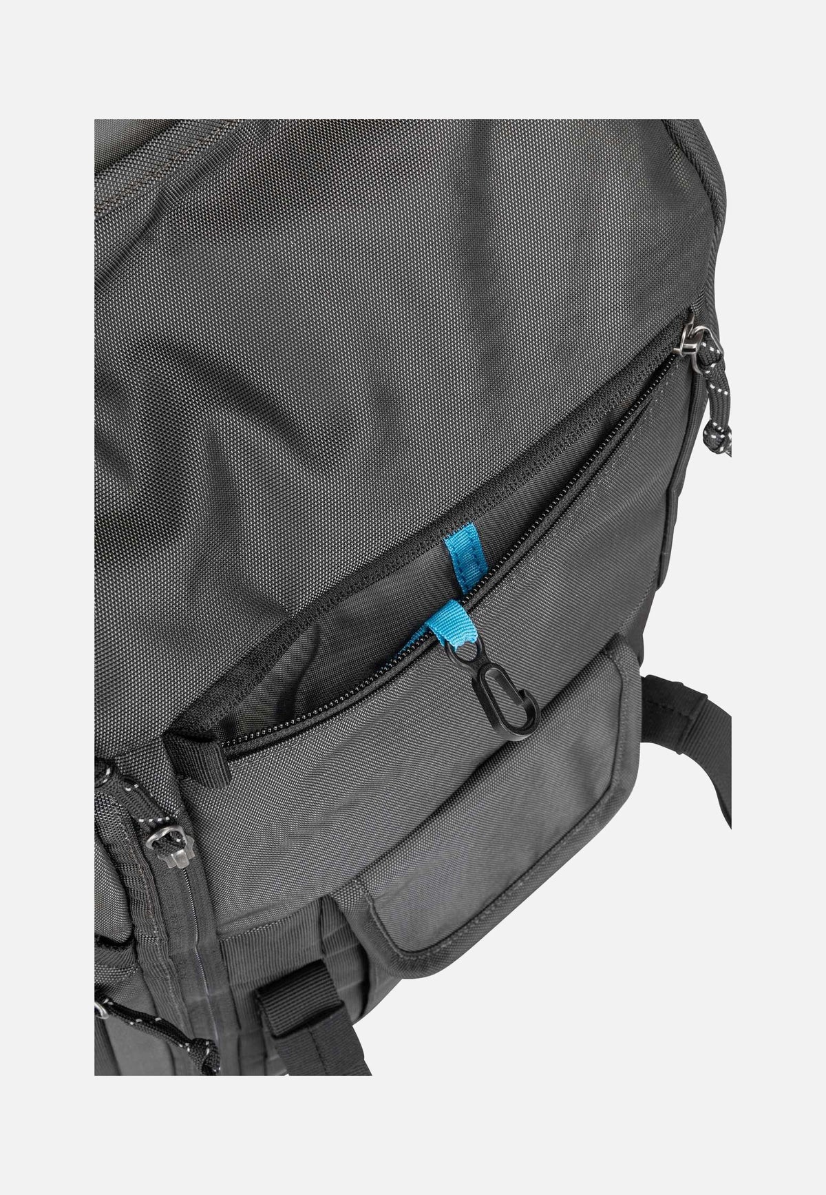 Thule Subterra 25L Dark Shadow Backpack