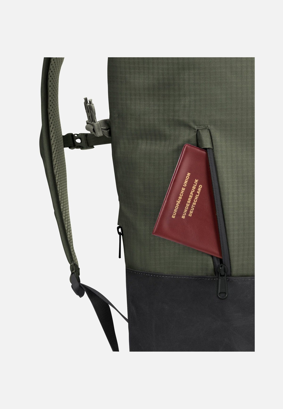 Vaude CityGo 18 Khaki Rolltop Backpack