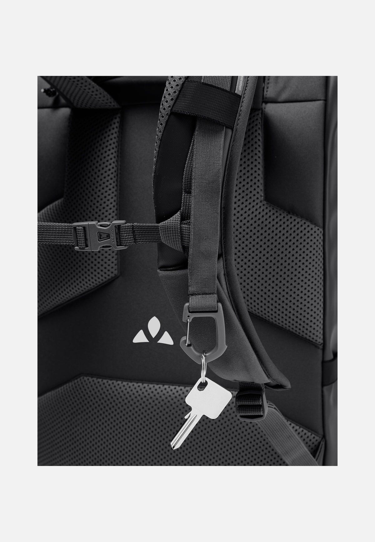 Vaude Mineo 23 Black Rolltop Backpack