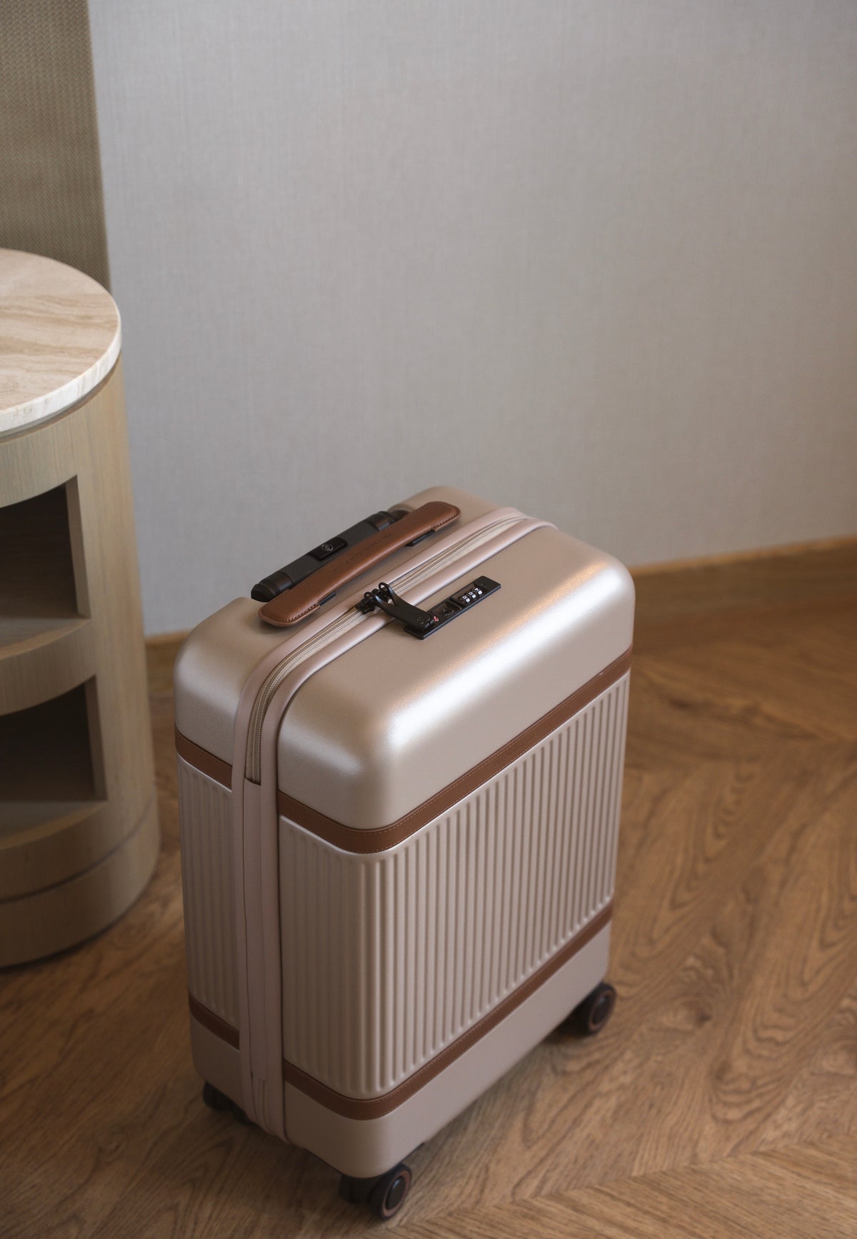 The Chesterfield Brand Zuna Cabin Champagne Suitcase