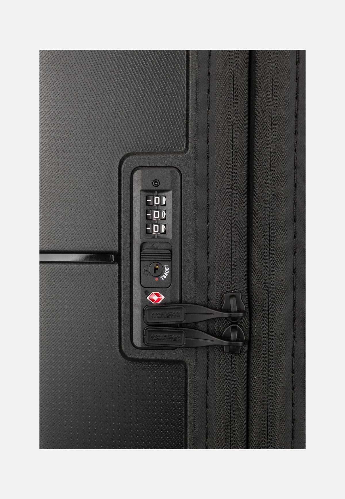 American Tourister Dashpop Spinner 77 EXP True Black Valigia