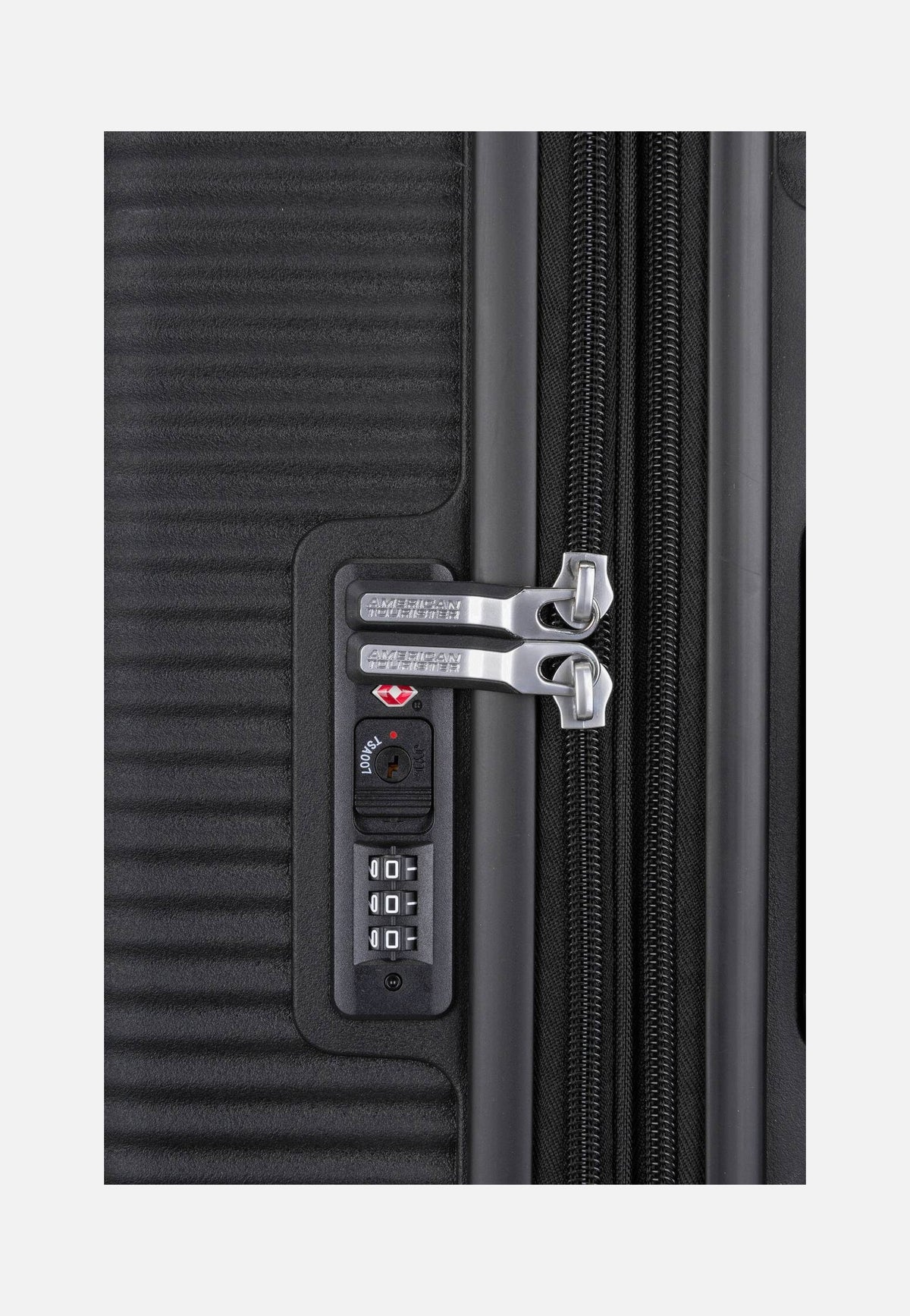 American Tourister SoundBox Spinner 77 EXP Bass Black Maleta