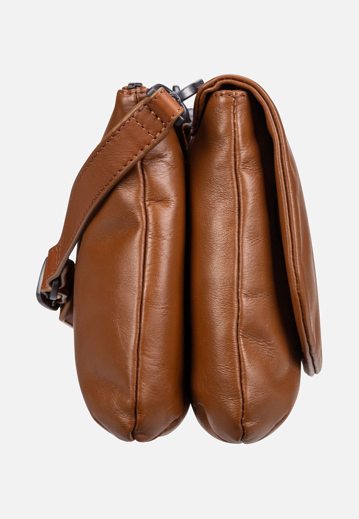 aunts & uncles Pepino Cognac Crossbody Bag