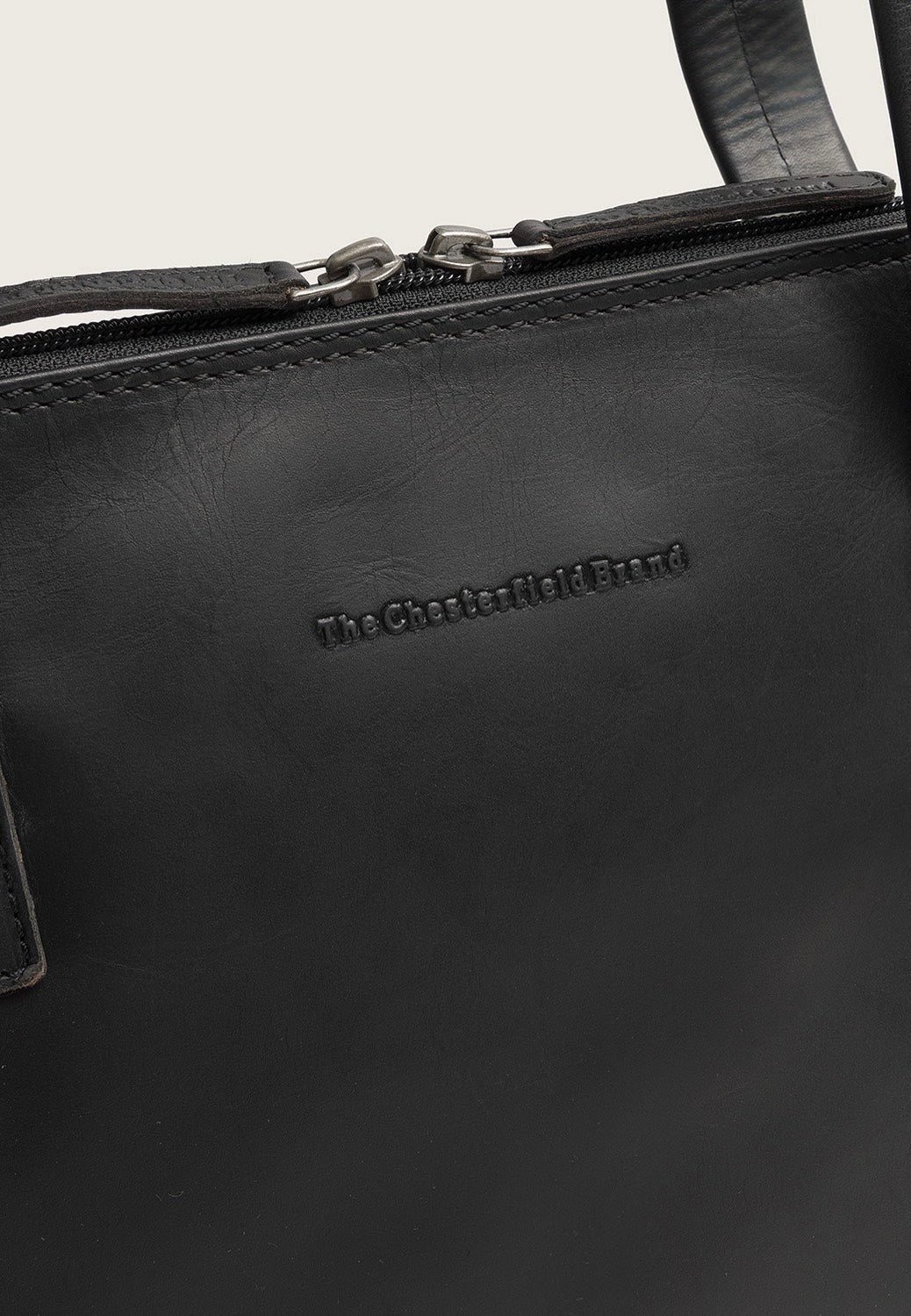 The Chesterfield Brand Isara 1110 Black Shoulder Bag
