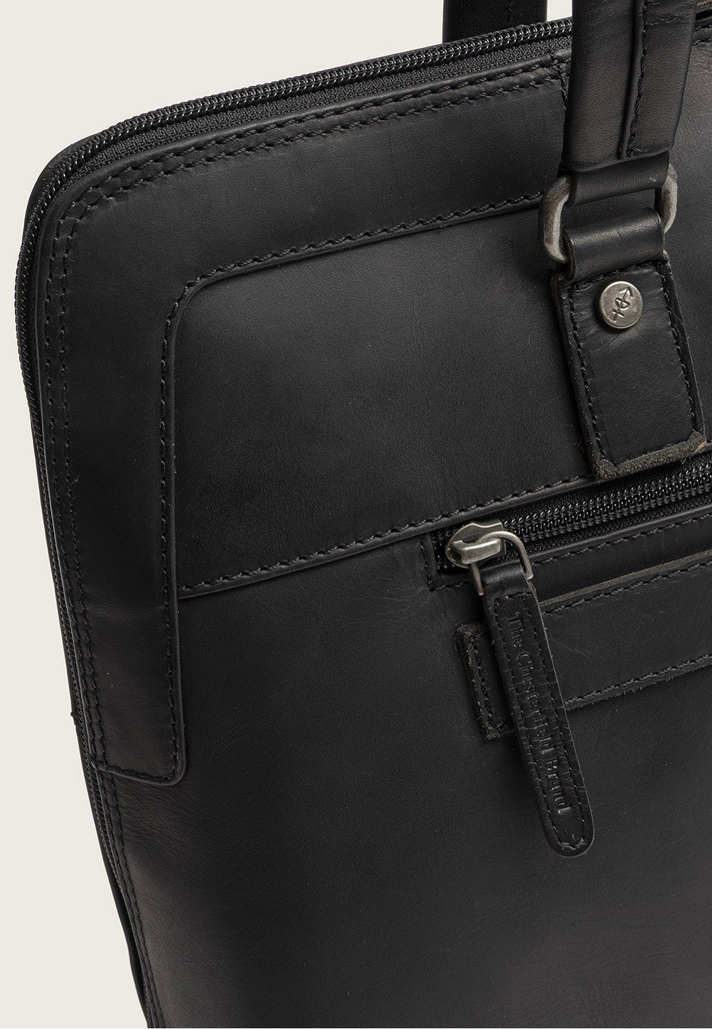The Chesterfield Brand Isara 1110 Black Shoulder Bag