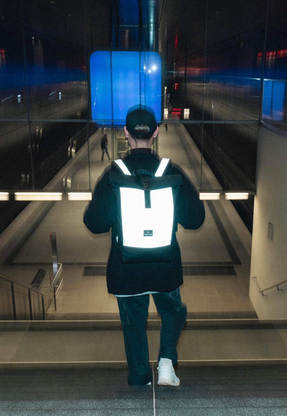 Johnny Urban Allen Large Black Reflective Sac à dos à enroulement