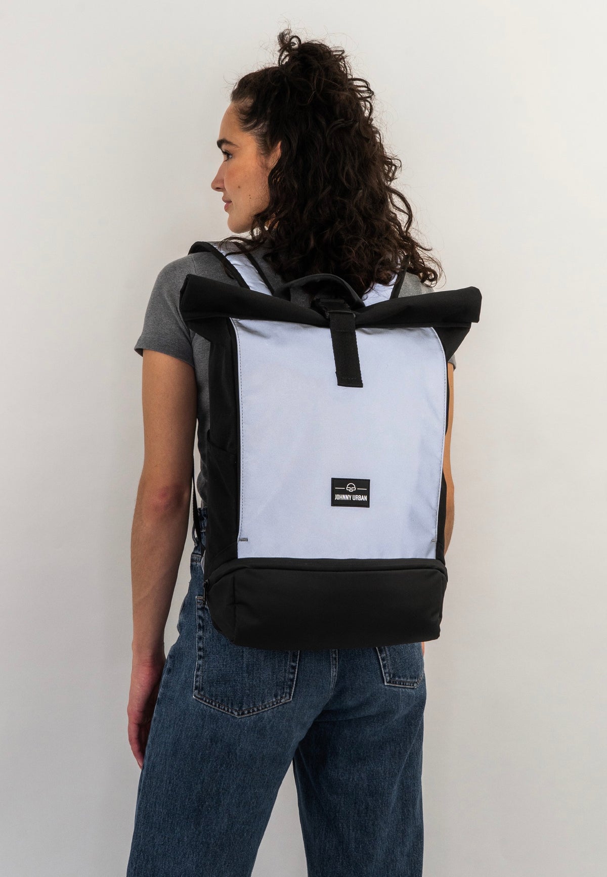 Johnny Urban Allen Medium Black Reflective Rolltop Rugzak