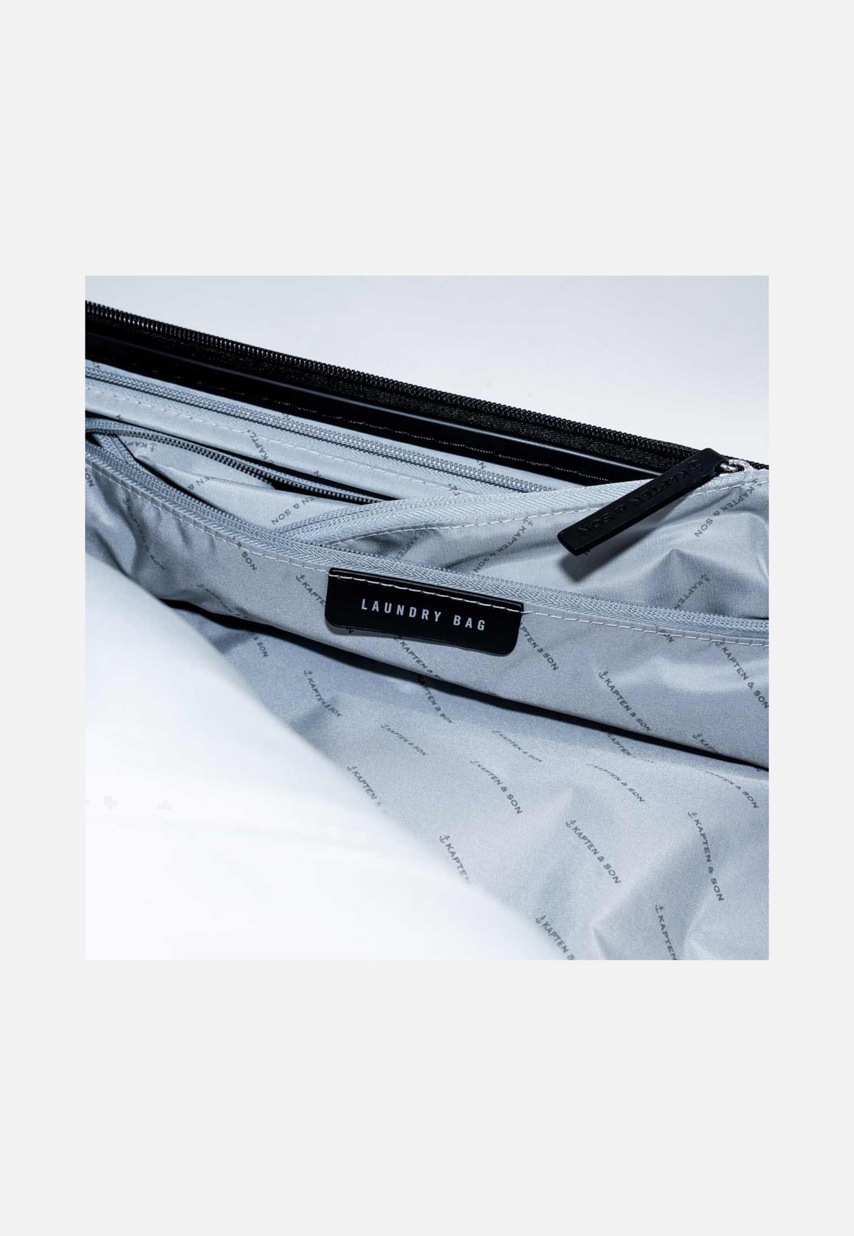 Kapten & Son Heathrow Cabin All Black Suitcase