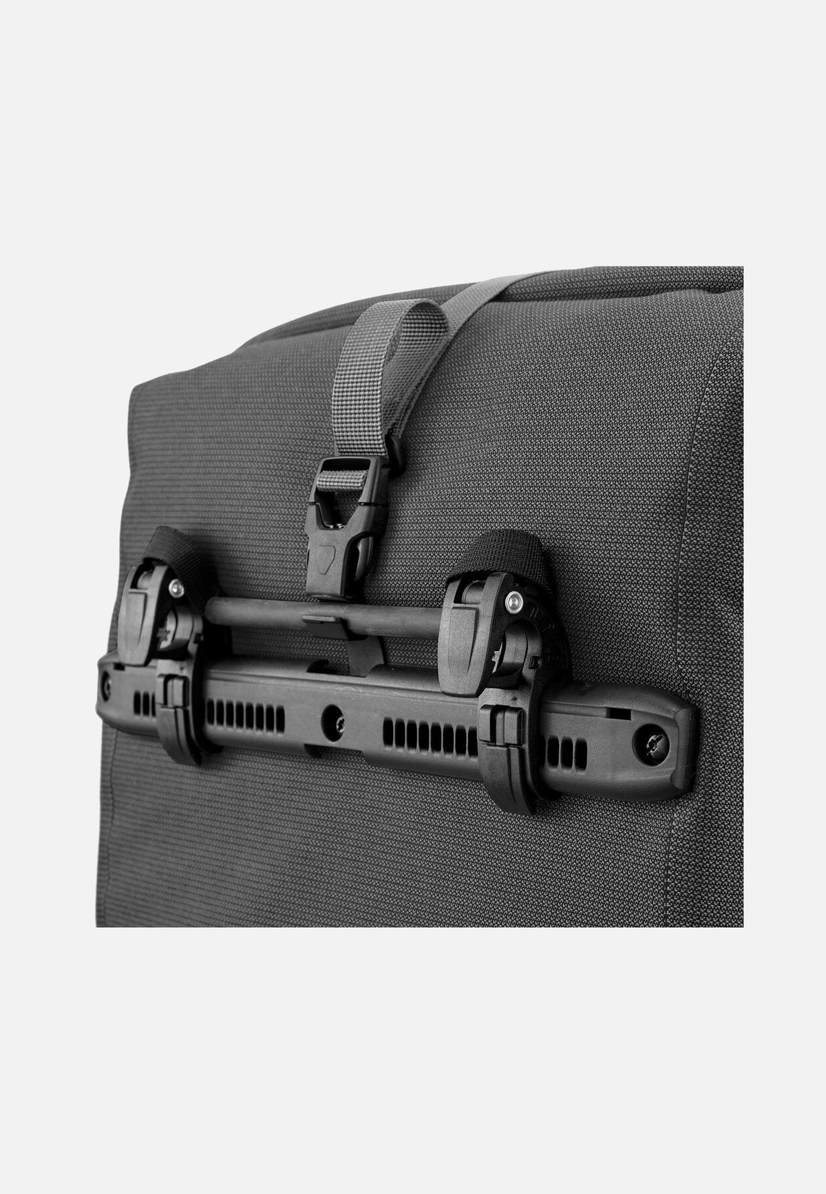 ORTLIEB Back-Roller Urban Single QL2.1 Pepper Bike Bag