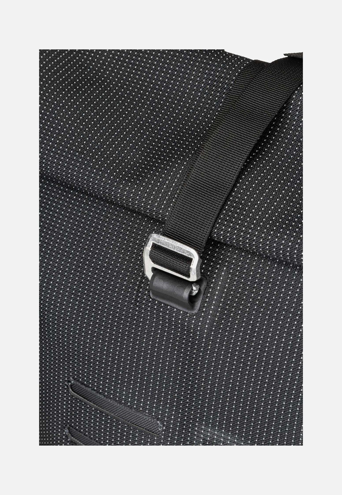 ORTLIEB Commuter-Daypack High Visibility Black Reflective Mochila