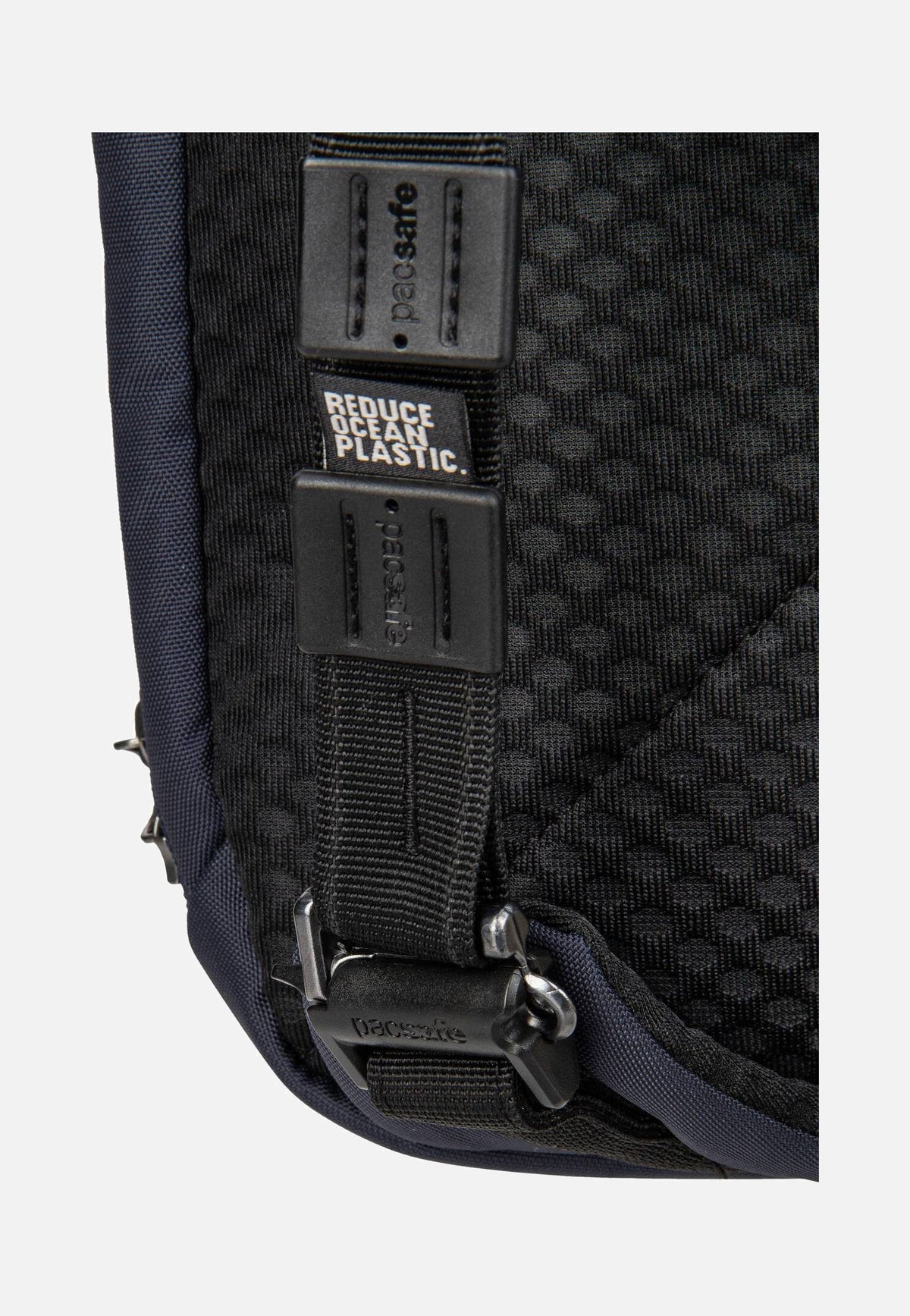 Pacsafe V Tech Sling Ocean Sac
