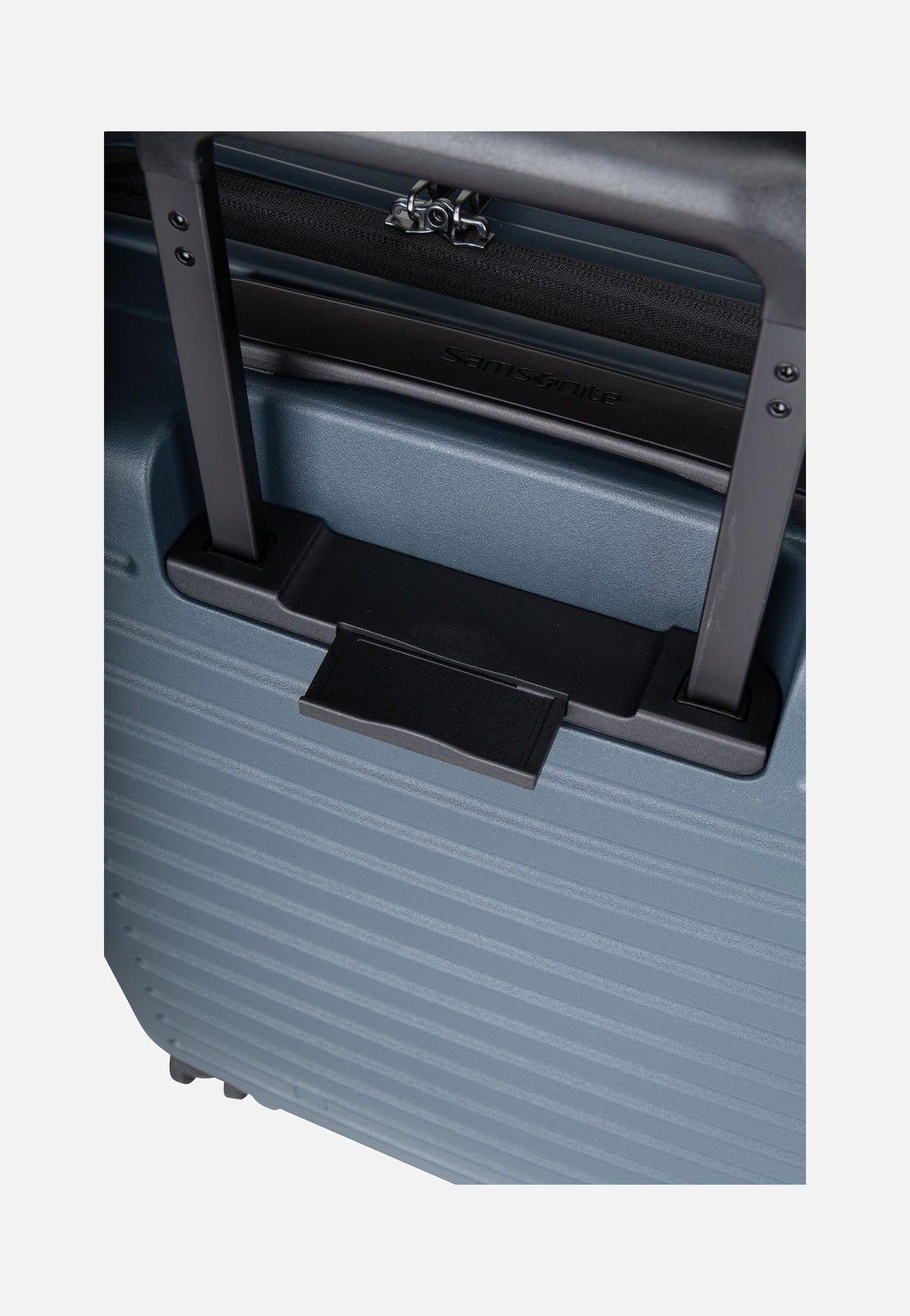 Samsonite RestackD Spinner 55 EXP Easy Access Midnight Valise