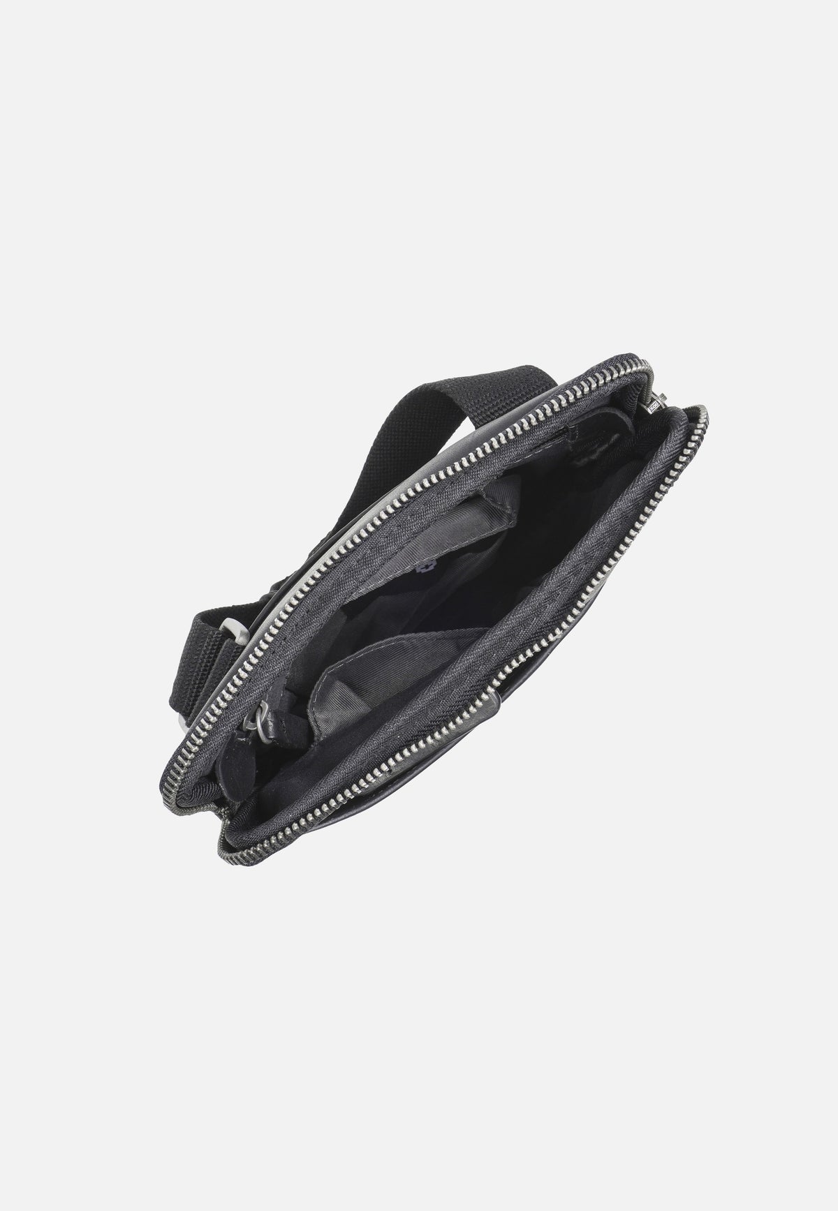 Strellson Brick Lane Marcus XSVZ1 Black Pouch Bag
