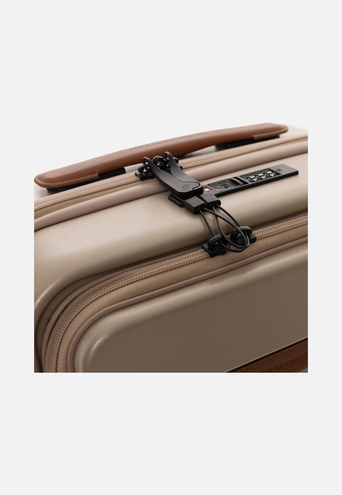 The Chesterfield Brand Zuna Cabin+ Champagne Suitcase