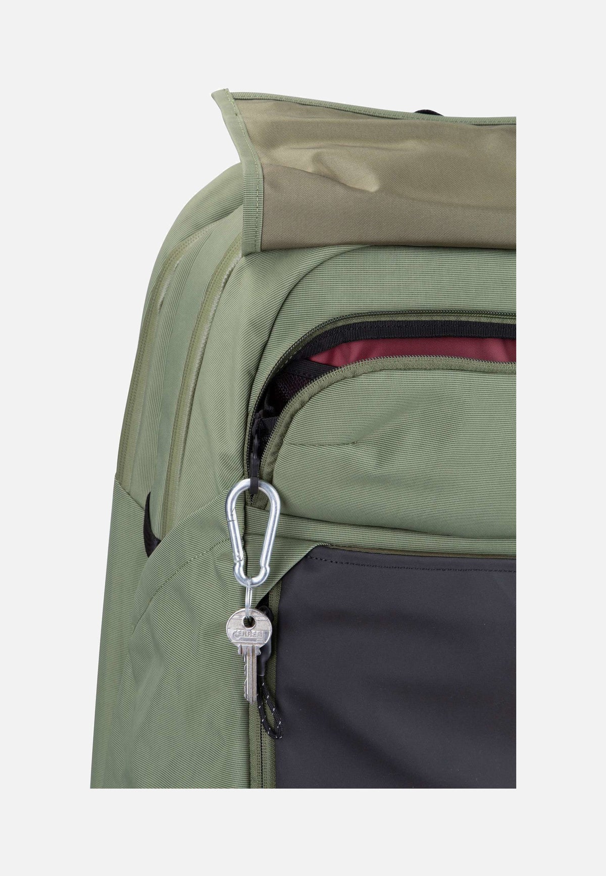 Thule Paramount Commuter 27L Olivine Backpack