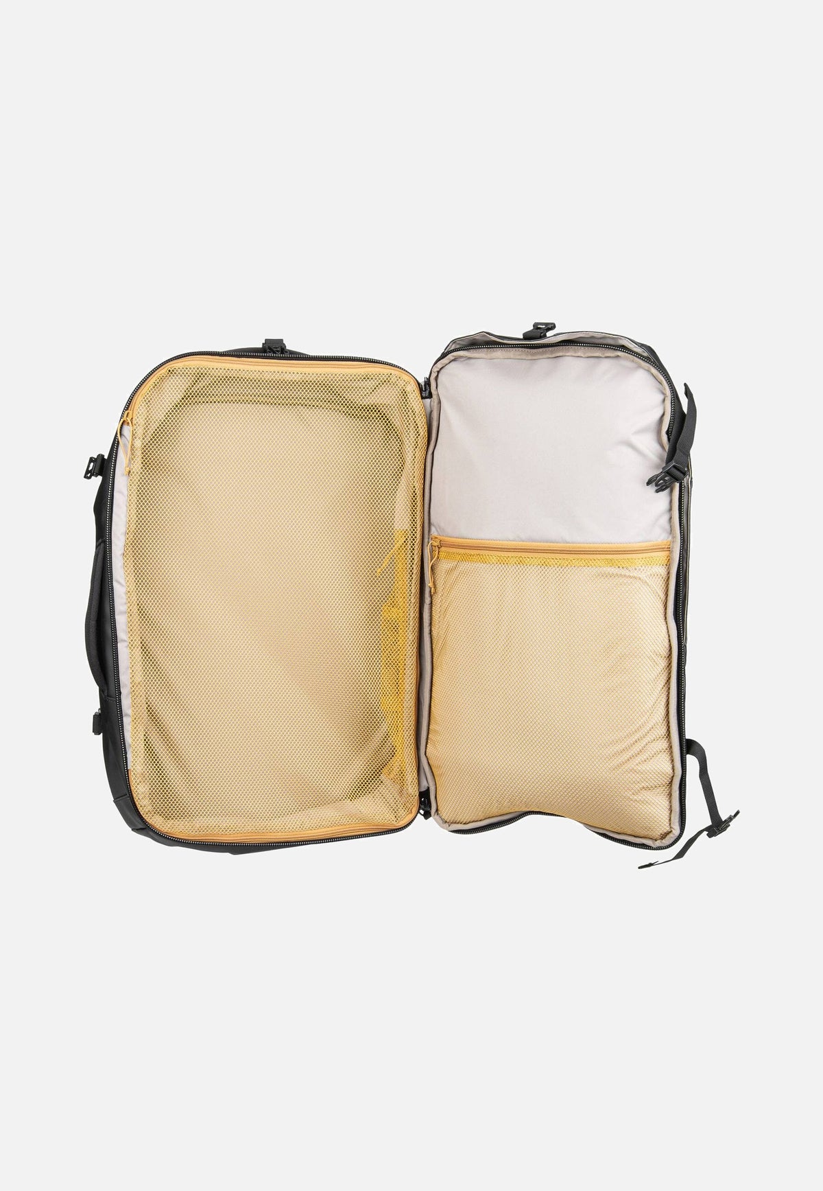 Vaude Mundo Proof Carry-On 38 Black Travel Backpack
